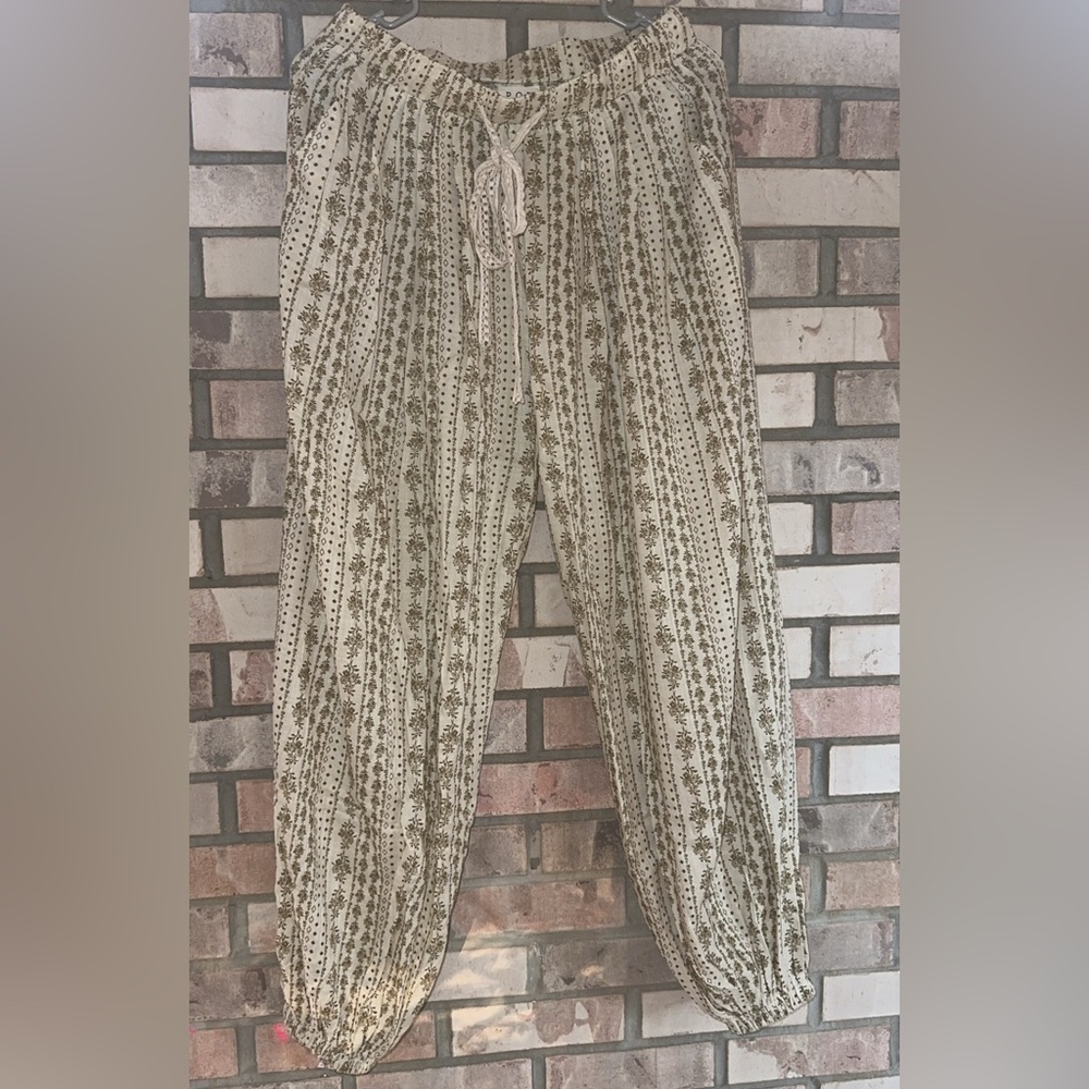 POL Floral Boho Jogger Pants Women’s Small NWT - Picture 3 of 6